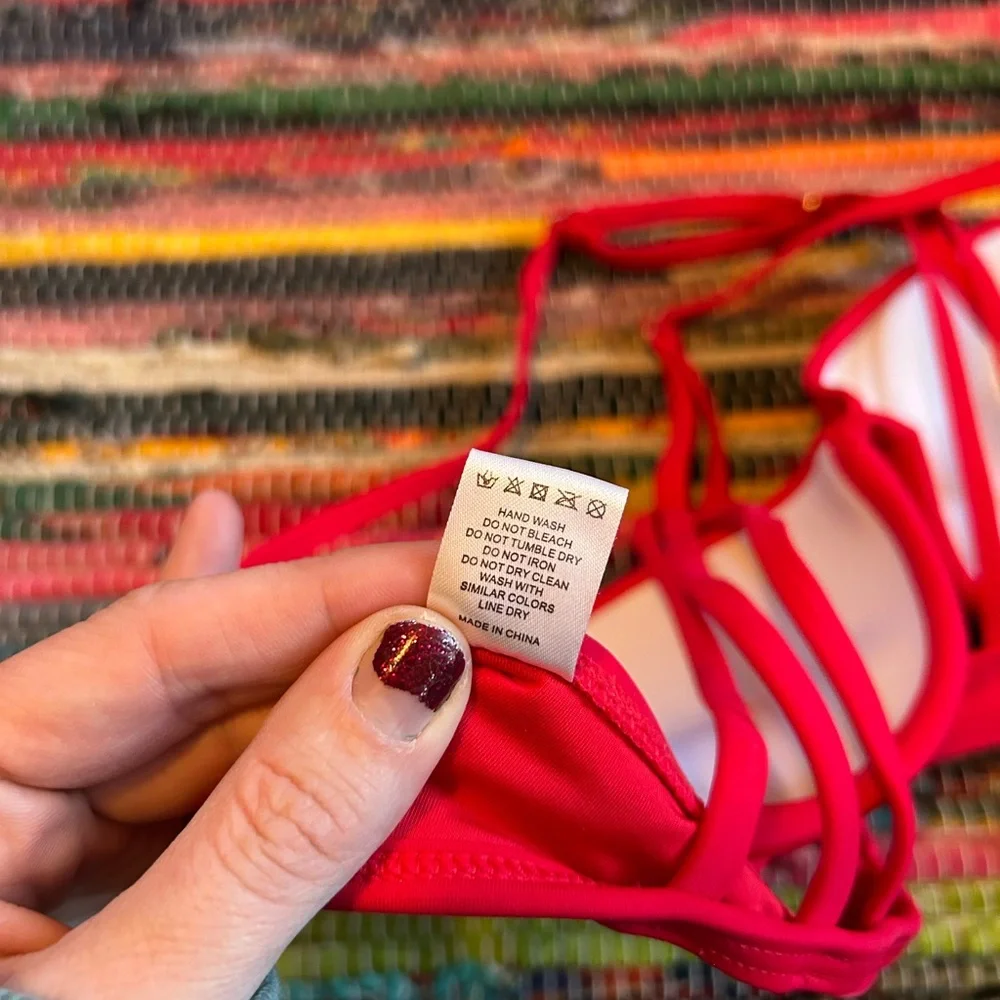 Relleciga Red Twist Strappy Bikini Top L
